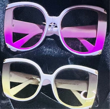 Load image into Gallery viewer, Sunglasses
